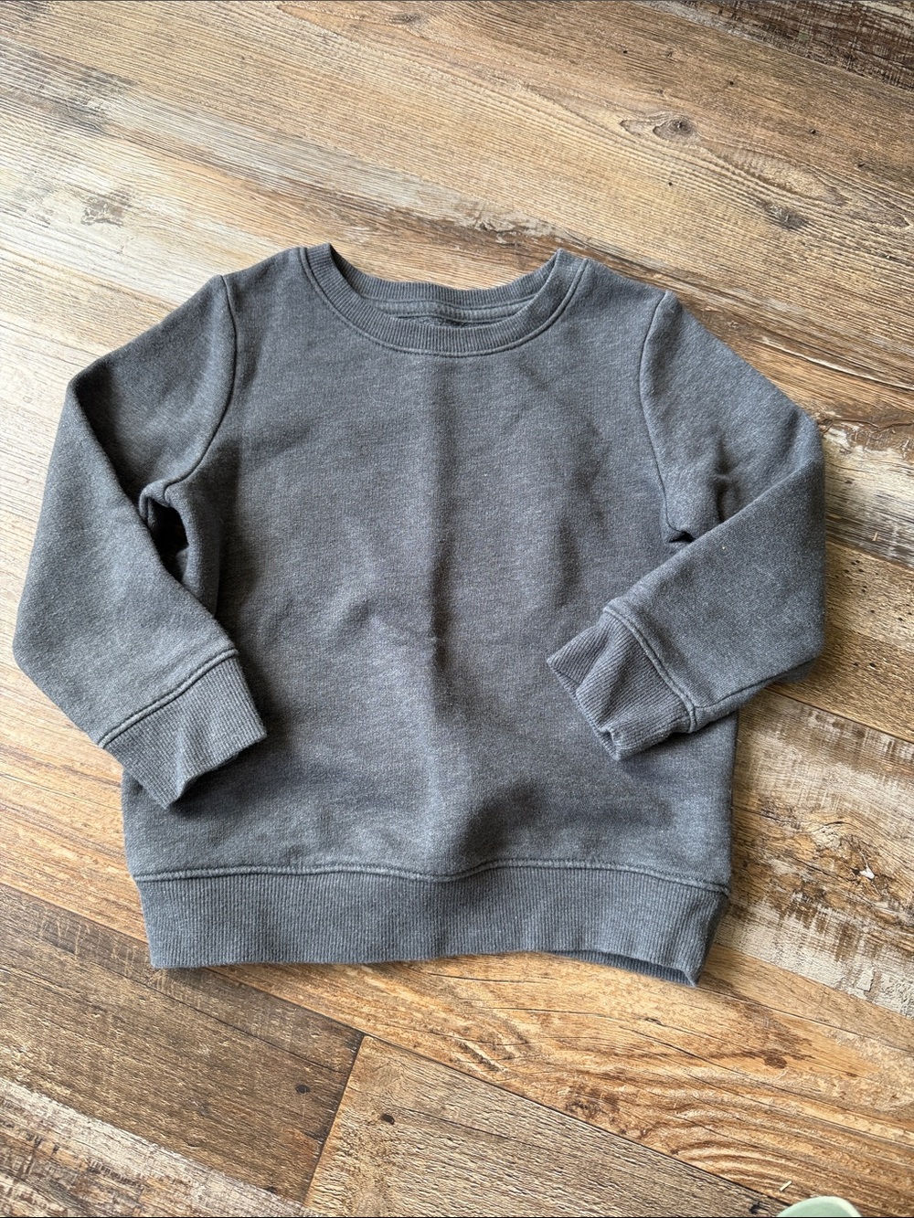 Cat & Jack dark grey cotton crewneck sweatshirt size 3T